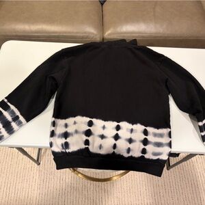 Black and White Tie-Dye Sweatshirt